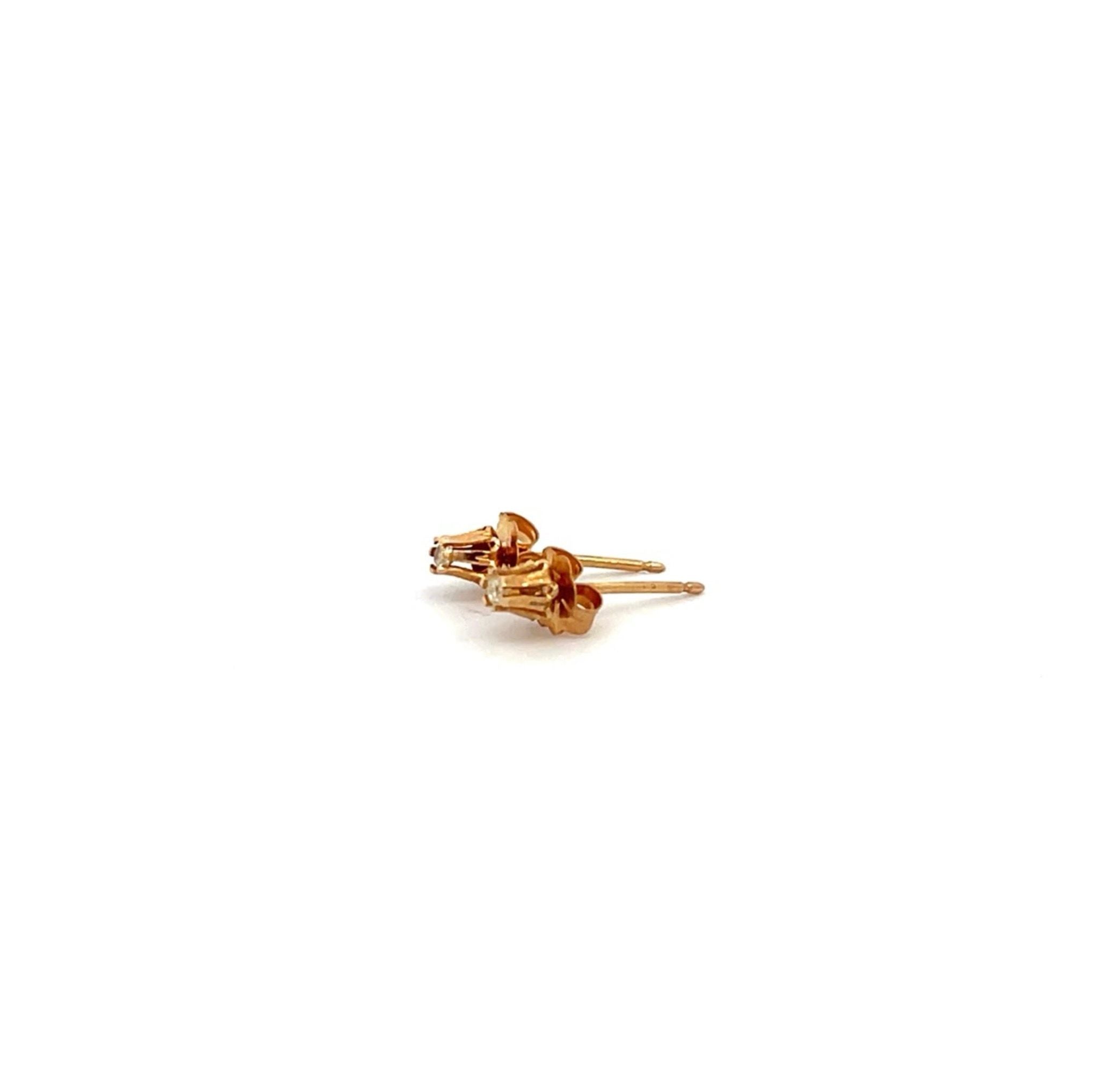 10k YG Dia Earrings 0.06ctw 0.2dwt