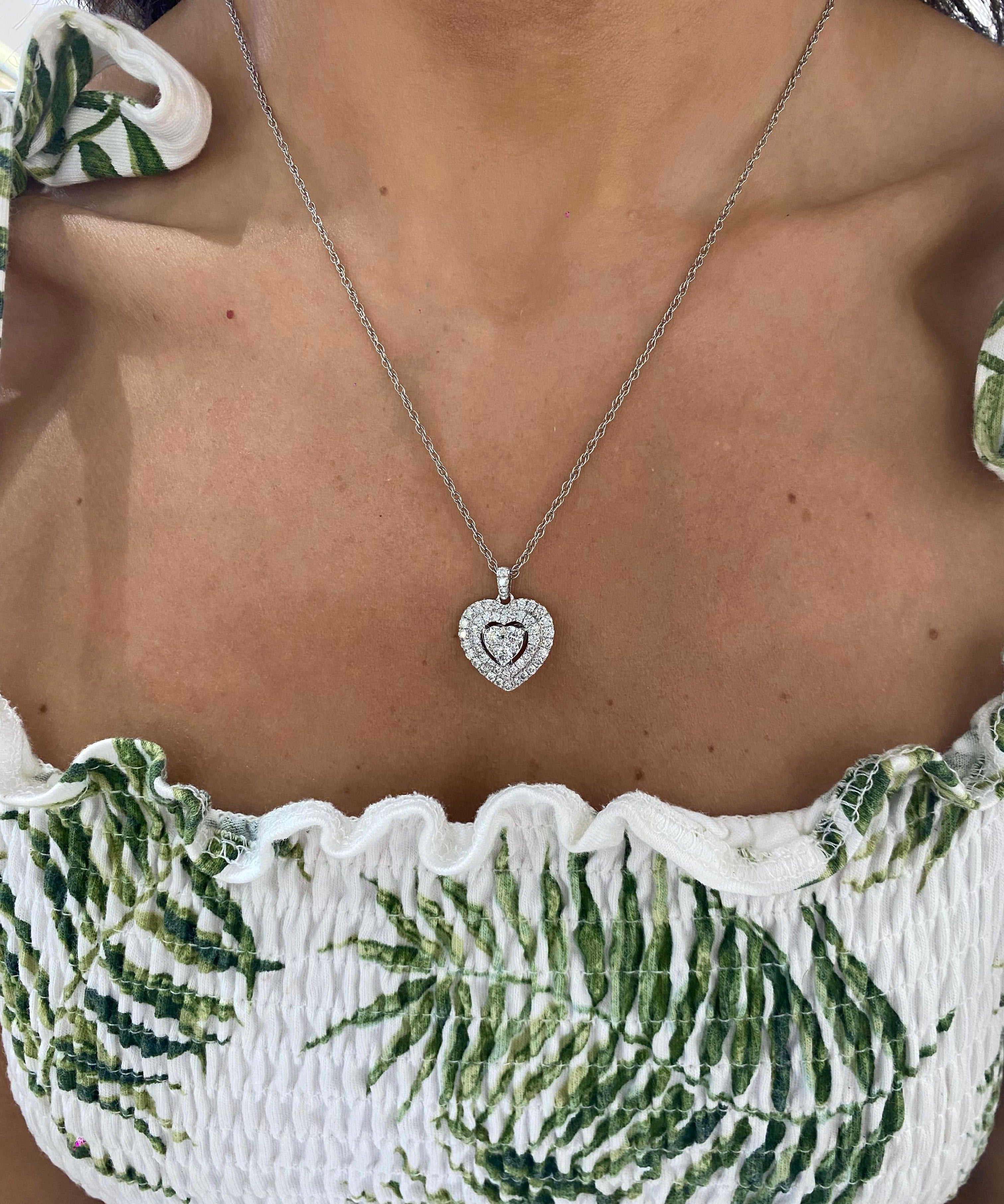14k White Gold Diamond Heart Necklace 0.52ctw 3.6dwt