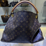 Louis Vuitton Artsy Mm Monogram Handbag